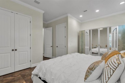 House in Lakeland, Florida 5 bedrooms, 404.68 sq.m. № 1898577 - photo 29