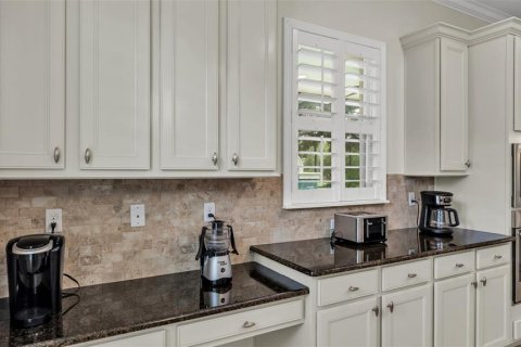 House in Lakeland, Florida 5 bedrooms, 404.68 sq.m. № 1898577 - photo 19