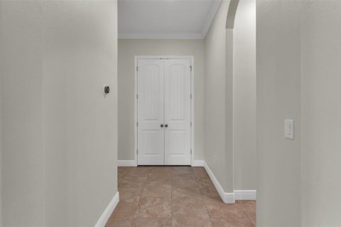 House in Lakeland, Florida 5 bedrooms, 404.68 sq.m. № 1898577 - photo 26