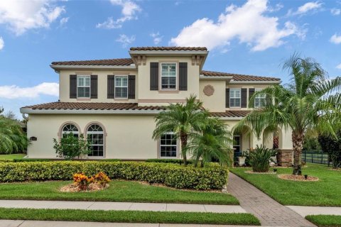 House in Lakeland, Florida 5 bedrooms, 404.68 sq.m. № 1898577 - photo 1