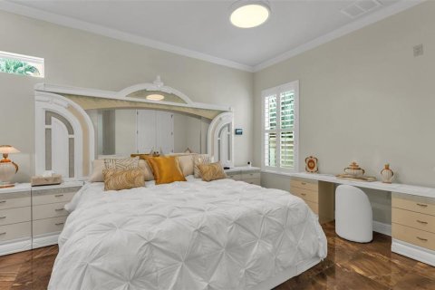 House in Lakeland, Florida 5 bedrooms, 404.68 sq.m. № 1898577 - photo 27