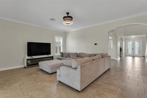 House in Lakeland, Florida 5 bedrooms, 404.68 sq.m. № 1898577 - photo 12