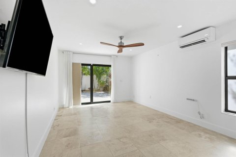 Villa ou maison à vendre à Jupiter, Floride: 3 chambres, 186.92 m2 № 2077799 - photo 13
