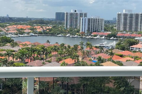 Condo in Aventura, Florida, 2 bedrooms № 2182125