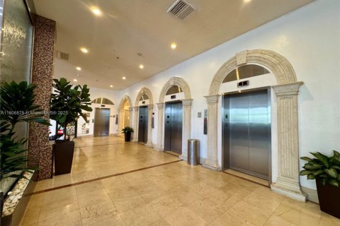 Copropriété à vendre à Sunny Isles Beach, Floride: 33.44 m2 № 1739547 - photo 12
