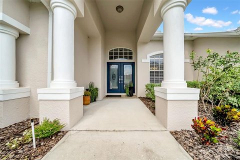House in Brooksville, Florida 4 bedrooms, 205.5 sq.m. № 1901527 - photo 9