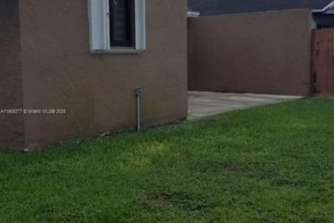 House in Homestead, Florida 2 bedrooms, 95.5 sq.m. № 1964747 - photo 21