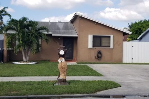 House in Homestead, Florida 2 bedrooms, 95.5 sq.m. № 1964747 - photo 3