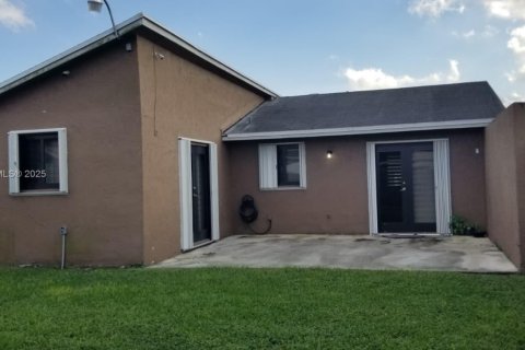 House in Homestead, Florida 2 bedrooms, 95.5 sq.m. № 1964747 - photo 28