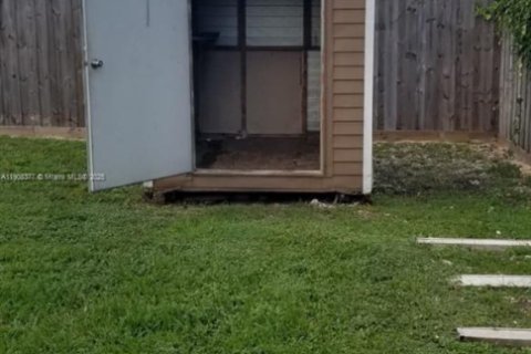 House in Homestead, Florida 2 bedrooms, 95.5 sq.m. № 1964747 - photo 17