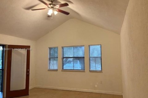 Condominio en venta en Miami, Florida, 2 dormitorios, 97.83 m2 № 2002559 - foto 7