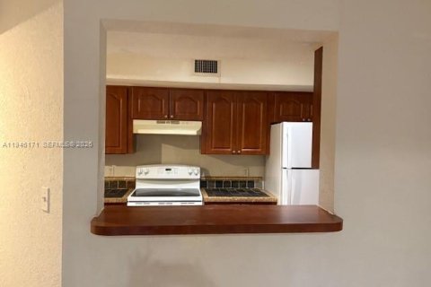 Condominio en venta en Miami, Florida, 2 dormitorios, 97.83 m2 № 2002559 - foto 4