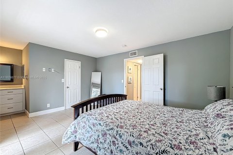 Casa en alquiler en Sunrise, Florida, 3 dormitorios, 118.54 m2 № 1802831 - foto 29