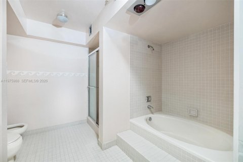 Copropriété à vendre à Key Biscayne, Floride: 2 chambres, 124.02 m2 № 2174961 - photo 18
