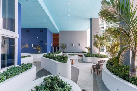 Купить кондоминиум в Майами, Флорида 1 спальня, 66.52м2, № 2014317 - фото 16