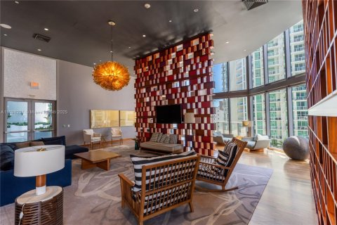 Купить кондоминиум в Майами, Флорида 1 спальня, 66.52м2, № 2014317 - фото 24