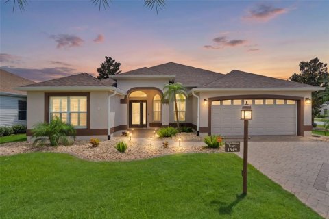 Casa en The Villages, Florida 3 dormitorios, 178.93 m2 № 2360942