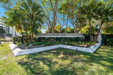 Condo in Deerfield Beach, Florida, 2 bedrooms  № 2190617 - photo 14