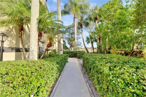 Condominio en venta en Palm City, Florida, 2 dormitorios, 124.21 m2 № 1708691 - foto 2