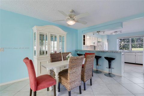 Condominio en venta en Palm City, Florida, 2 dormitorios, 124.21 m2 № 1708691 - foto 12