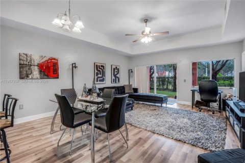 Copropriété à vendre à Davie, Floride: 3 chambres, 136.94 m2 № 2040888 - photo 8