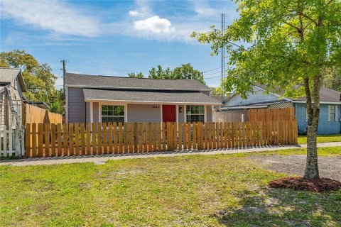House in Intercession City, Florida 3 bedrooms, 105.17 sq.m. № 1720067 - photo 3