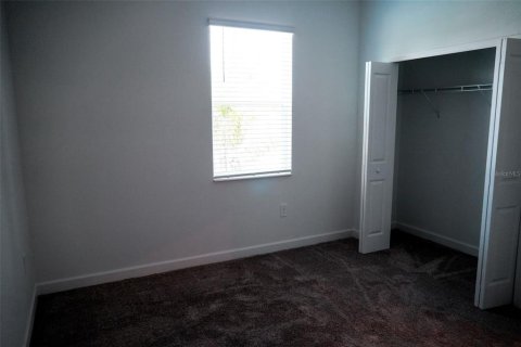 House in Kissimmee, Florida 4 bedrooms, 198.72 sq.m. № 1810144 - photo 11