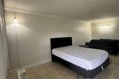 Condominio en alquiler en Davenport, Florida, 1 dormitorio, 27.87 m2 № 2142560 - foto 11