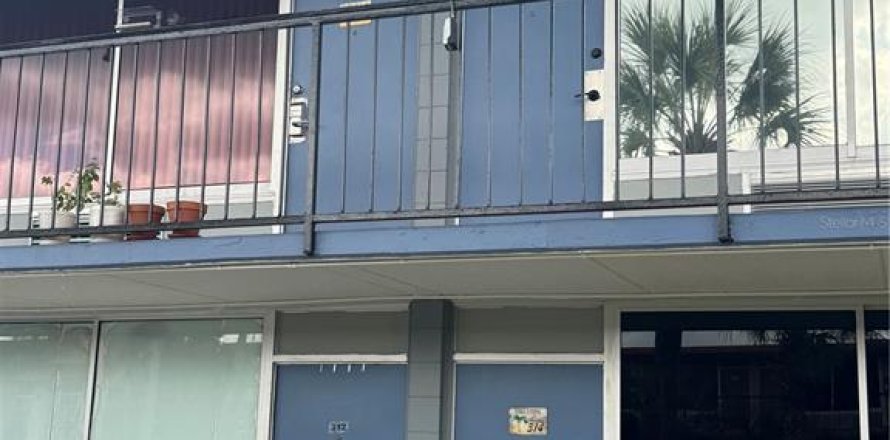 Estudio en el Condominio en Davenport, Florida  № 2142560