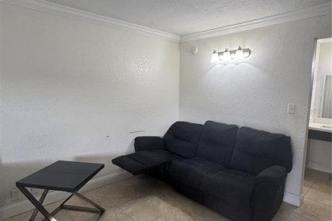 Condominio en alquiler en Davenport, Florida, 1 dormitorio, 27.87 m2 № 2142560 - foto 3