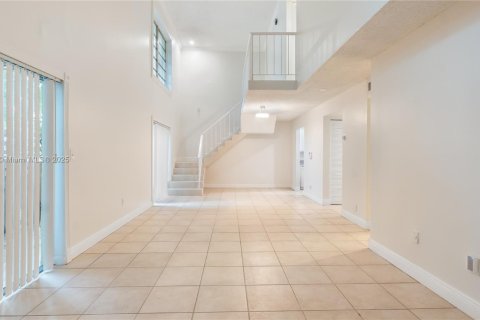 Casa en venta en Miami, Florida, 3 dormitorios, 133.97 m2 № 1953465 - foto 6