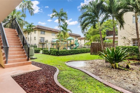 Casa en venta en Miami, Florida, 3 dormitorios, 133.97 m2 № 1953465 - foto 26