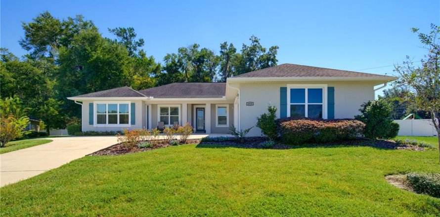 Villa ou maison à Ocala, Floride 3 chambres, 246.93 m2 № 2421590
