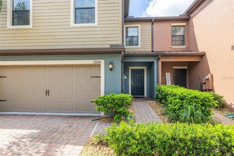 Townhouse in Lutz, Florida 3 bedrooms, 213.95 sq.m. № 1826186 - photo 3