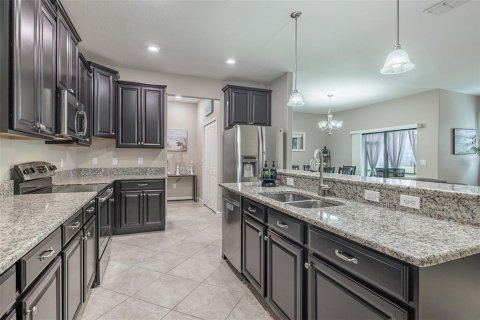 Townhouse in Lutz, Florida 3 bedrooms, 213.95 sq.m. № 1826186 - photo 15