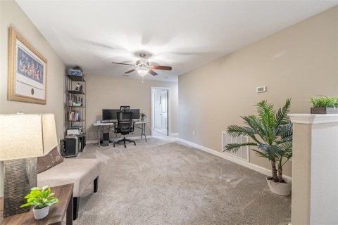 Townhouse in Lutz, Florida 3 bedrooms, 213.95 sq.m. № 1826186 - photo 21
