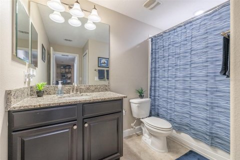 Townhouse in Lutz, Florida 3 bedrooms, 213.95 sq.m. № 1826186 - photo 29