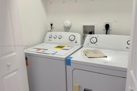 Купить таунхаус в Хомстед, Флорида 4 спальни, 160.54м2, № 2430232 - фото 23