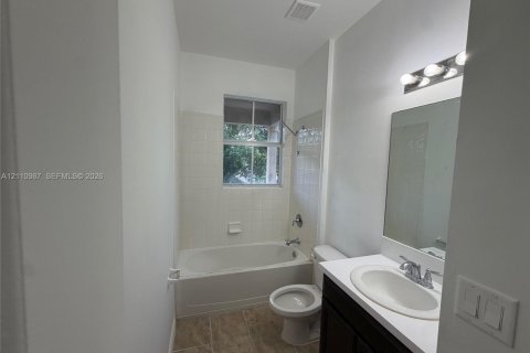 Купить таунхаус в Хомстед, Флорида 4 спальни, 160.54м2, № 2430232 - фото 30