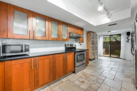 Condo in Orlando, Florida, 3 bedrooms  № 1854696 - photo 5