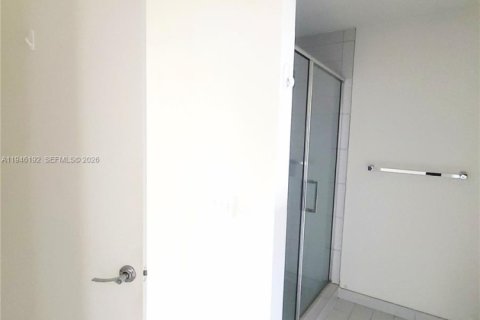 Снять в аренду кондоминиум в Майами, Флорида 1 спальня, 69.12м2, № 2002481 - фото 15