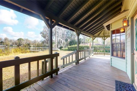 House in Lutz, Florida 2 bedrooms, 154.59 sq.m. № 2215027 - photo 13