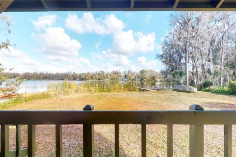 House in Lutz, Florida 2 bedrooms, 154.59 sq.m. № 2215027 - photo 15