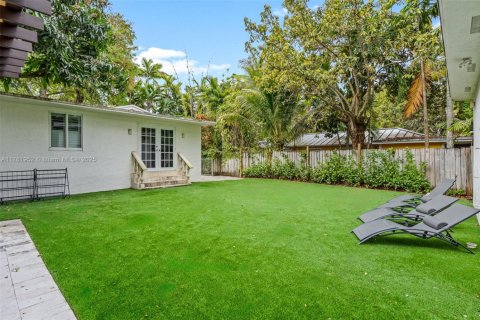 Casa en venta en South Miami, Florida, 3 dormitorios, 140.19 m2 № 1693378 - foto 27