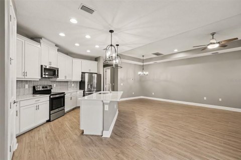 Villa ou maison à vendre à Parrish, Floride: 3 chambres, 162.86 m2 № 2322996 - photo 7