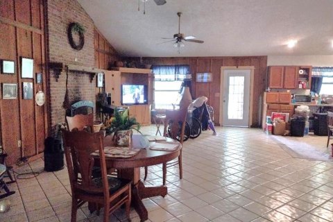House in Bunnell, Florida 2 bedrooms, 139.35 sq.m. № 2209556 - photo 6
