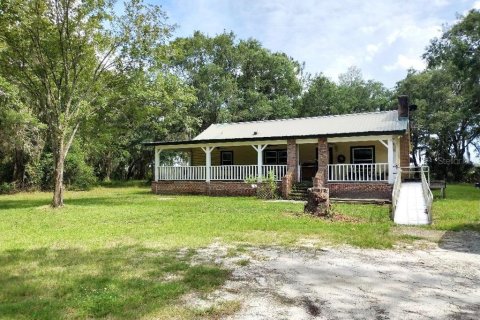 House in Bunnell, Florida 2 bedrooms, 139.35 sq.m. № 2209556 - photo 2