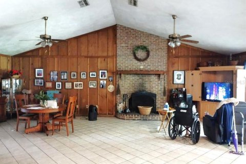 House in Bunnell, Florida 2 bedrooms, 139.35 sq.m. № 2209556 - photo 7