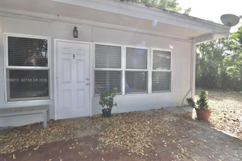 Apartamento en alquiler en Hollywood, Florida, 41.81 m2 № 2071277 - foto 3