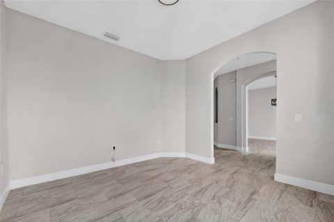 Villa ou maison à vendre à Winter Haven, Floride: 4 chambres, 221.57 m2 № 2098020 - photo 10